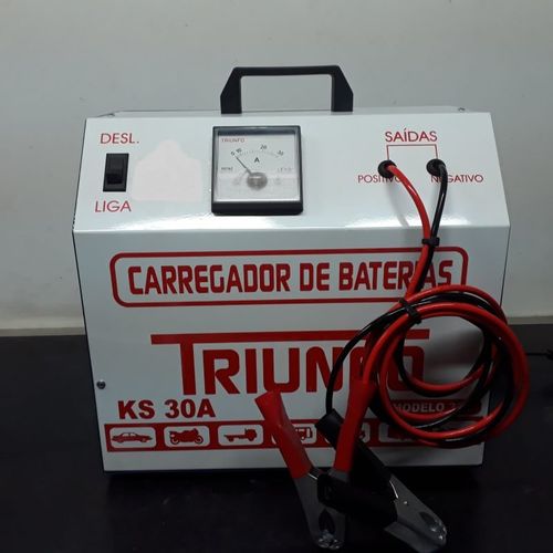 Carregador de Bateria Automotivo TRIUNFO Mod. 302 - 30 A