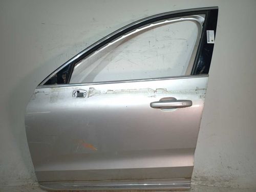 PORTA DIANTEIRA ESQ VOLVO XC 2.0 2019