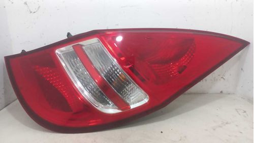 LANTERNA DIREITA HYUNDAI I30 2.0 2010
