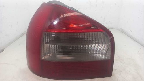 LANTERNA ESQUERDA AUDI A3 1.8 2003