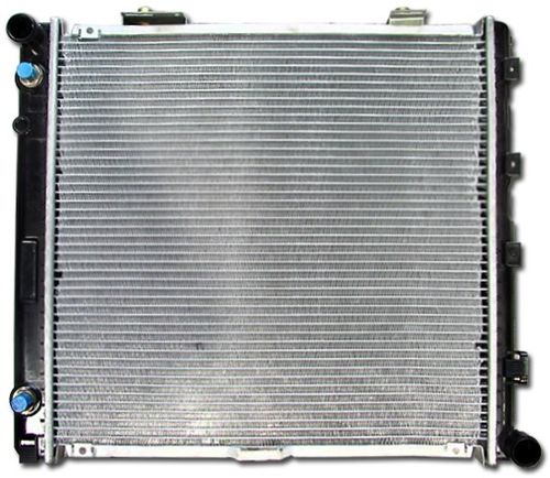 Radiador Mercedes E250 / E300 W124 1984 A 1995 Automatico Ou Manual Com Ar